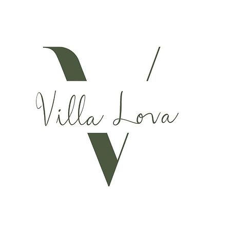 Villa Lova Sambirenteng Gretek Buitenkant foto