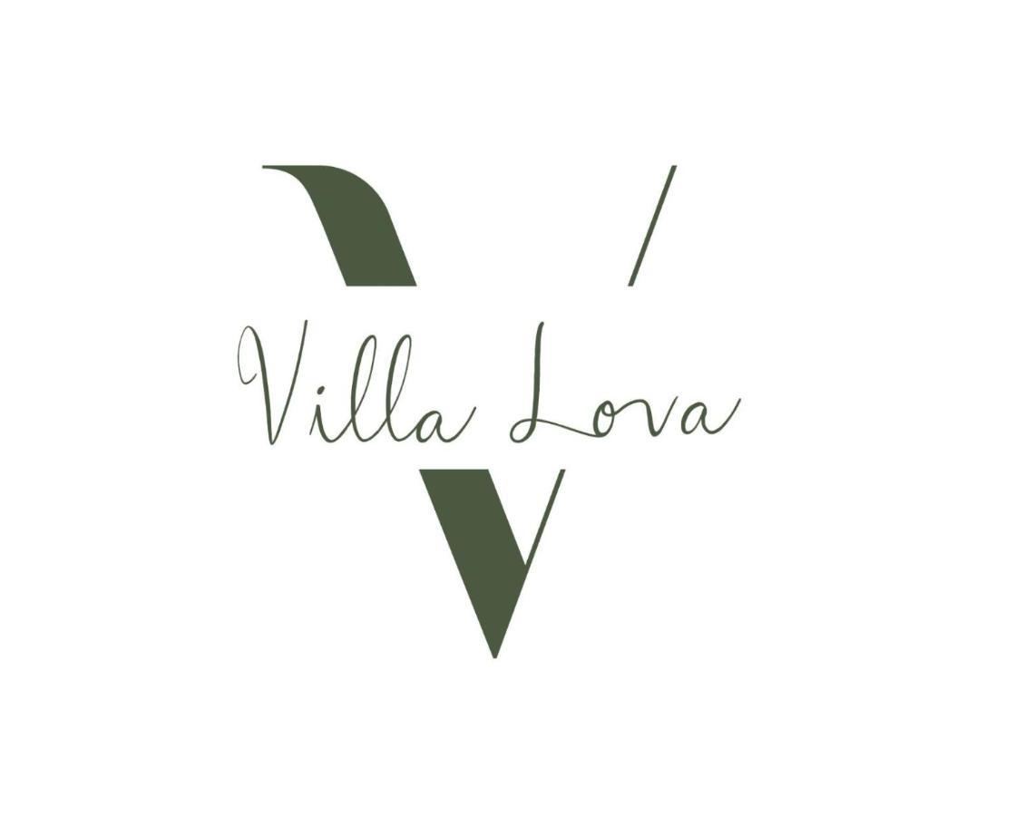 Villa Lova Sambirenteng Gretek Buitenkant foto